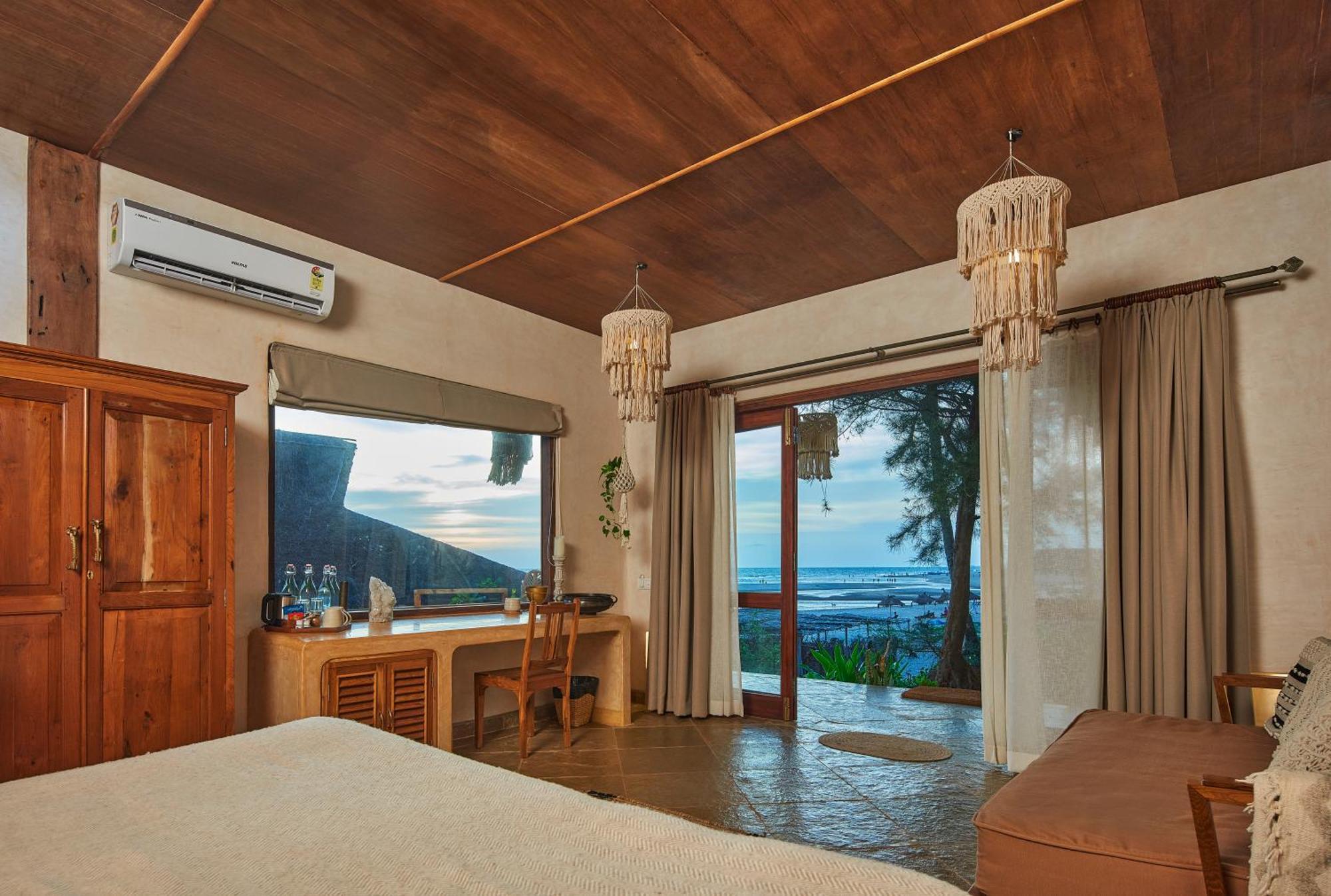 Vaayu Kula Mandrem Hotell Exteriör bild